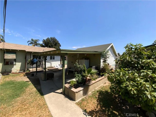 1295 N 9th, Colton, CA 92324