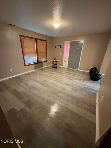 911 N Ontario Street, Toledo, OH 43604