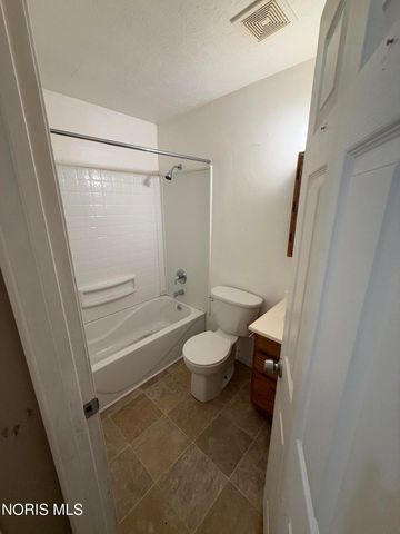 911 N Ontario Street, Toledo, OH 43604