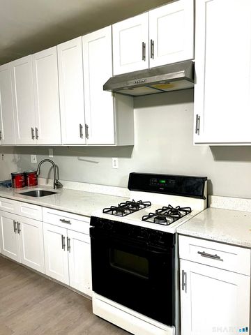 160 Lawrence Street 3N, Hartford, CT 06106