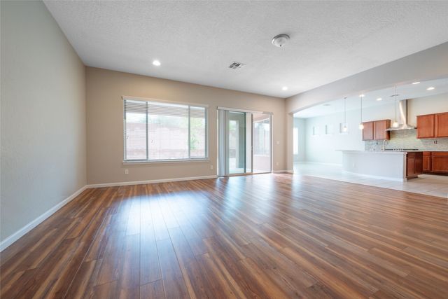4689 Lluvia Encantada, Santa Fe, NM 87507