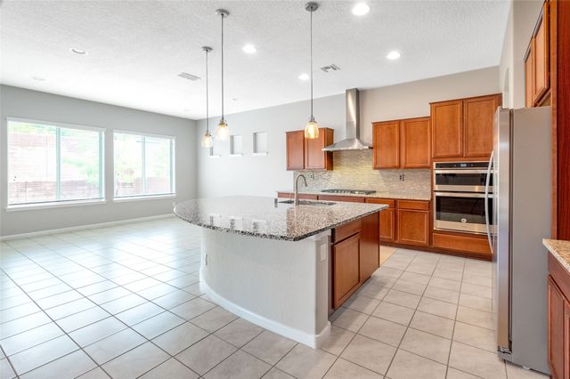 4689 Lluvia Encantada, Santa Fe, NM 87507