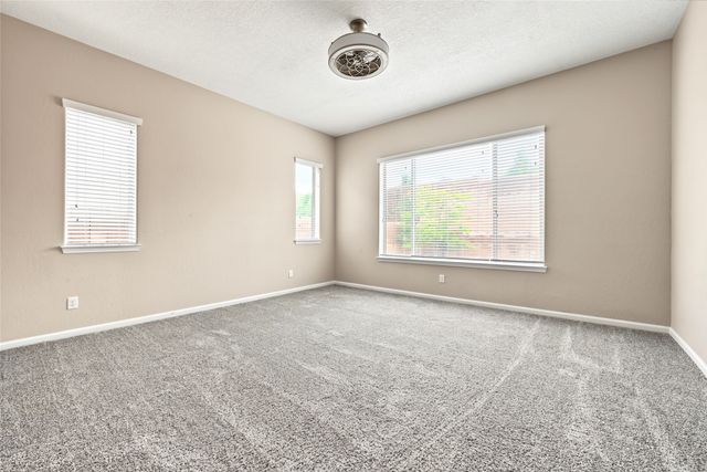 4689 Lluvia Encantada, Santa Fe, NM 87507