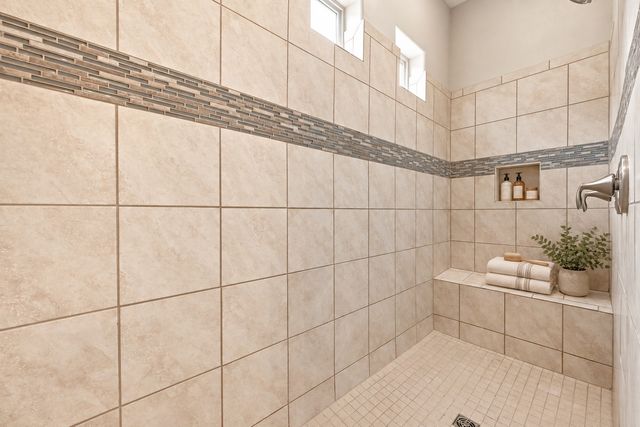 4689 Lluvia Encantada, Santa Fe, NM 87507