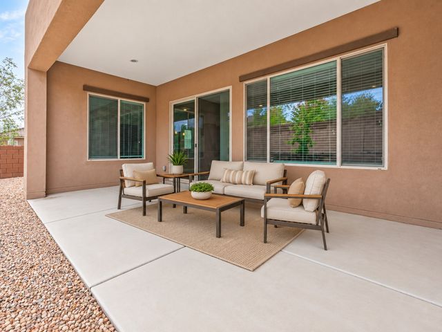 4689 Lluvia Encantada, Santa Fe, NM 87507