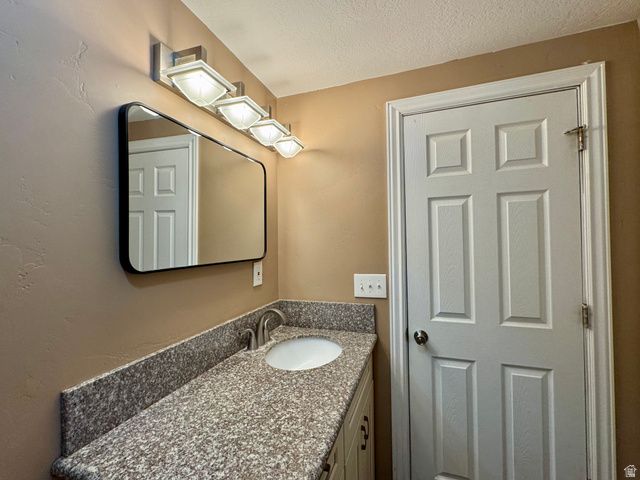 781 SHERWOOD DR, Layton, UT 84041
