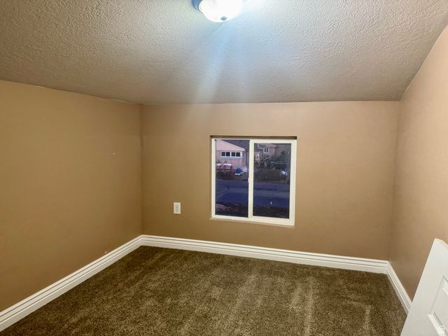 781 SHERWOOD DR, Layton, UT 84041