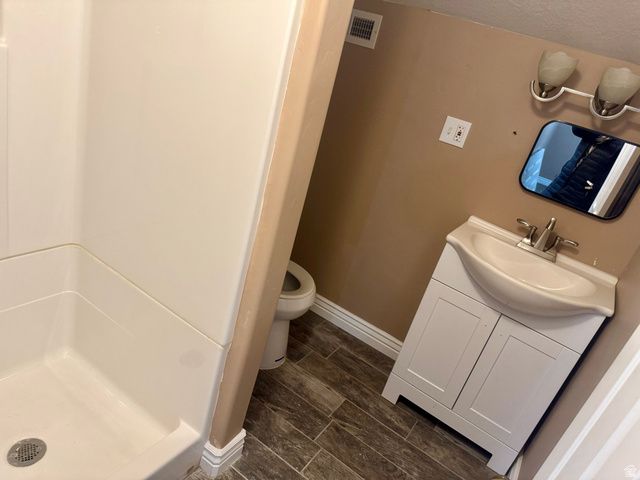 781 SHERWOOD DR, Layton, UT 84041