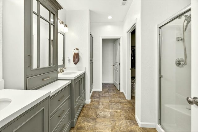 3424 Ford Drive, Medford, OR 97504