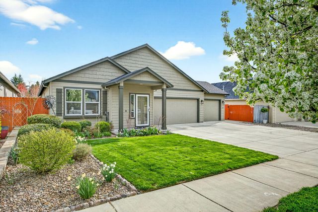 3424 Ford Drive, Medford, OR 97504