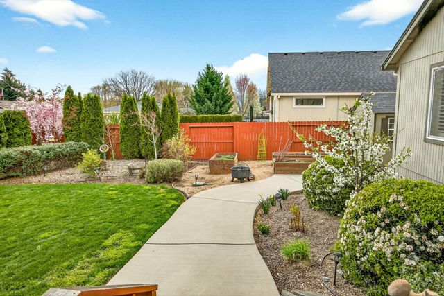 3424 Ford Drive, Medford, OR 97504