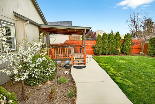 3424 Ford Drive, Medford, OR 97504