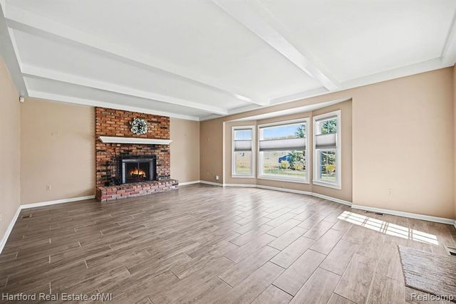 25800 Rutledge Crossing, Farmington Hills, MI 48335