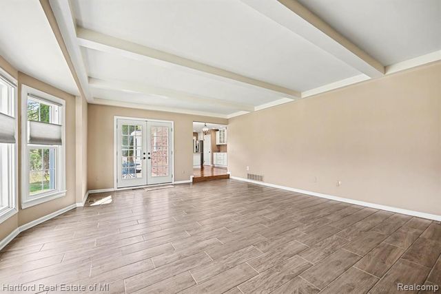 25800 Rutledge Crossing, Farmington Hills, MI 48335