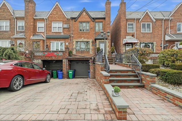 63-45 77th Place, Middle Village, NY 11379