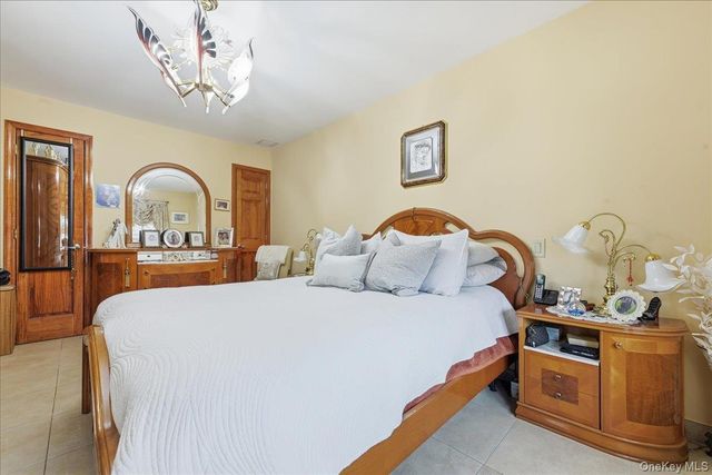 63-45 77th Place, Middle Village, NY 11379