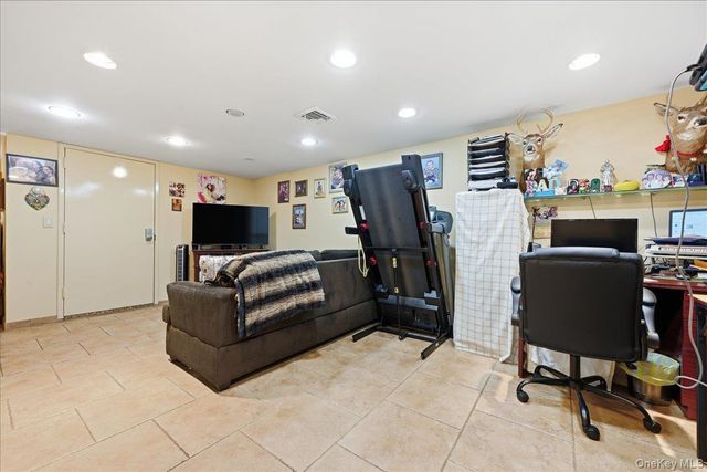 63-45 77th Place, Middle Village, NY 11379