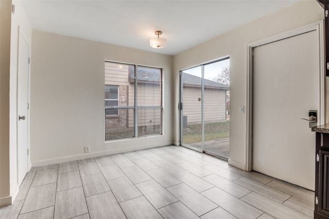 144 Hunter Drive, Cedar Hill, TX 75104