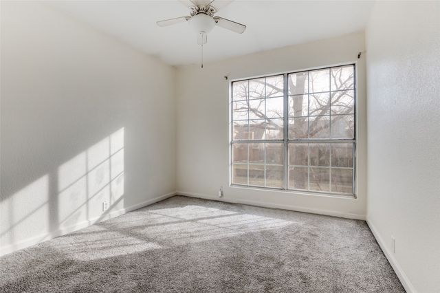 144 Hunter Drive, Cedar Hill, TX 75104