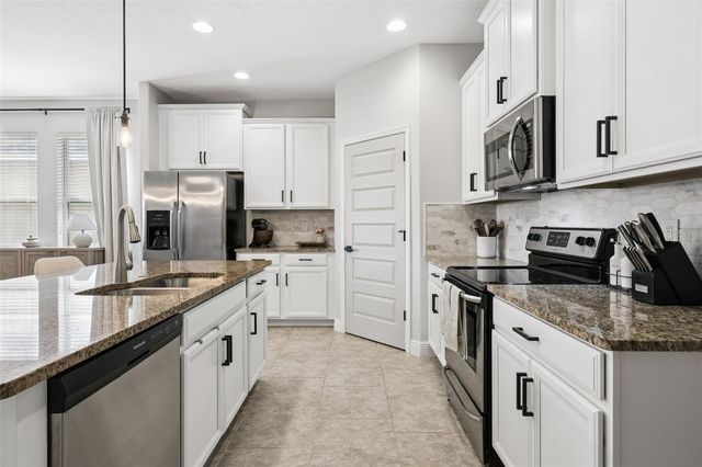 8275 BAYVIEW CROSSING DR DRIVE, Winter Garden, FL 34787