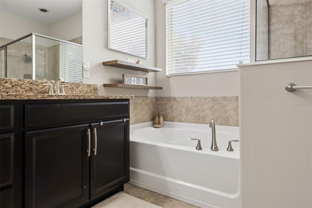 8275 BAYVIEW CROSSING DR DRIVE, Winter Garden, FL 34787