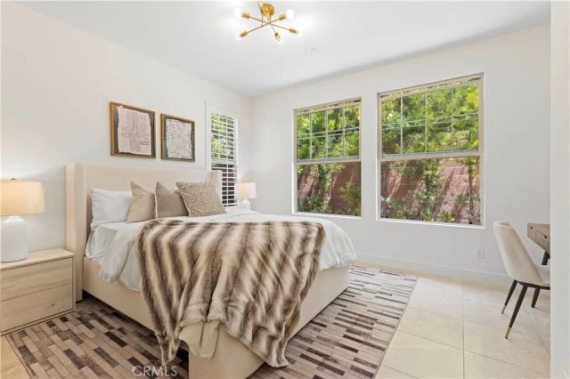 68 Gainsboro, Irvine, CA 92620