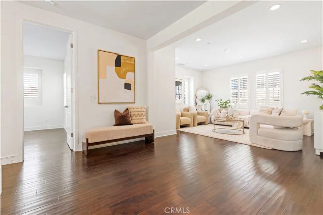 68 Gainsboro, Irvine, CA 92620