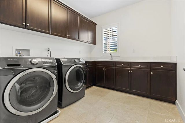 68 Gainsboro, Irvine, CA 92620