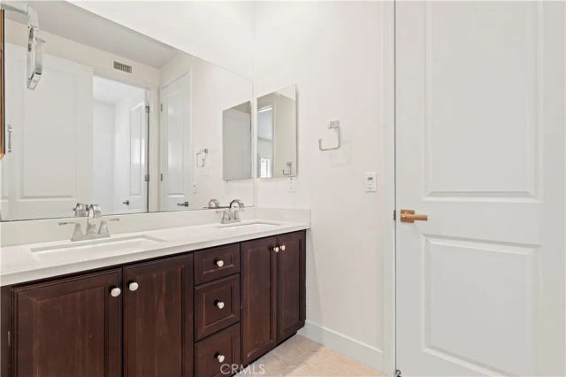 68 Gainsboro, Irvine, CA 92620