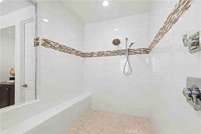 68 Gainsboro, Irvine, CA 92620
