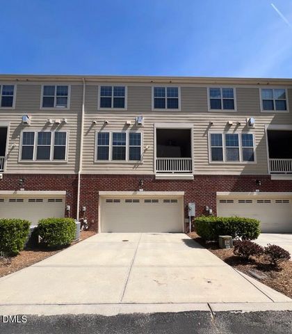 2005 Valleystone Drive, Cary, NC 27519