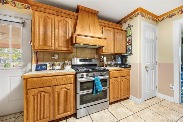 5010 Los Mesquites, Donna, TX 78537