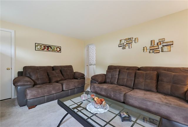 19 Louise Drive, West Warwick, RI 02893
