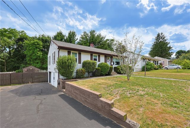 19 Louise Drive, West Warwick, RI 02893