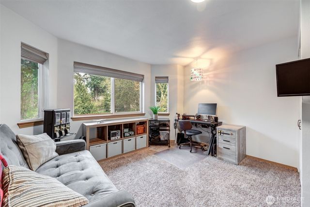 7910 E Glen Drive, Everett, WA 98203