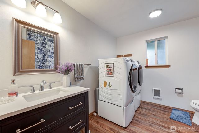 7910 E Glen Drive, Everett, WA 98203