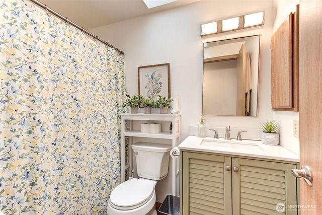 7910 E Glen Drive, Everett, WA 98203