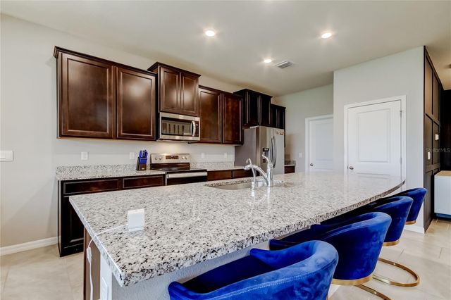 33888 FIELD MAPLE LOOP, Wesley Chapel, FL 33545