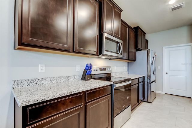 33888 FIELD MAPLE LOOP, Wesley Chapel, FL 33545