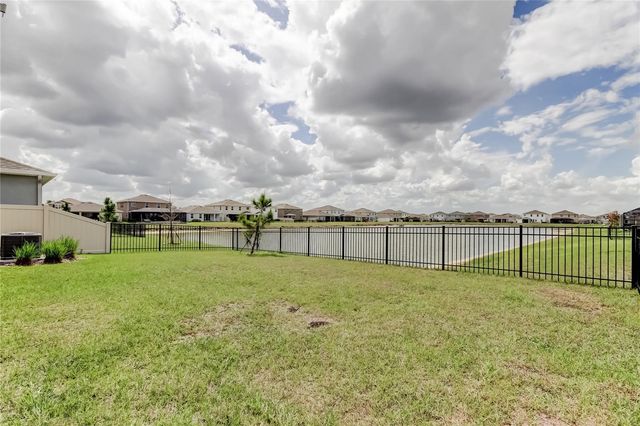 33888 FIELD MAPLE LOOP, Wesley Chapel, FL 33545