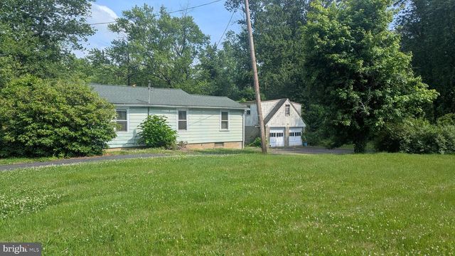 326 FENWICK RD, Pilesgrove, NJ 08098