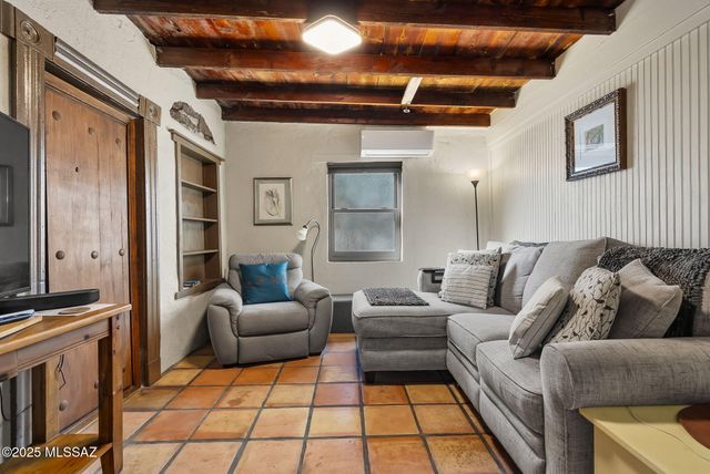 8 Calle Iglesia, Tubac, AZ 85646