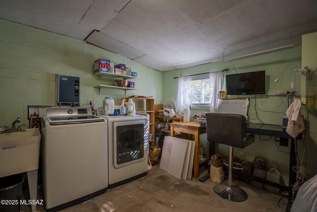 8 Calle Iglesia, Tubac, AZ 85646