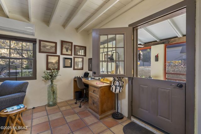 8 Calle Iglesia, Tubac, AZ 85646