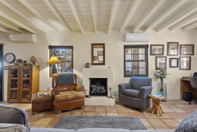 8 Calle Iglesia, Tubac, AZ 85646