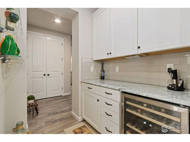 2895 Pawnee Creek Dr, Loveland, CO 80538