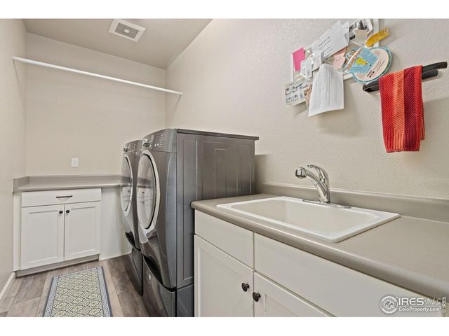 2895 Pawnee Creek Dr, Loveland, CO 80538