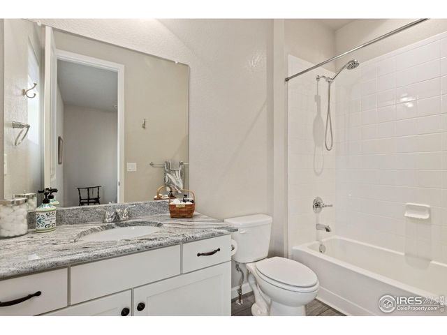 2895 Pawnee Creek Dr, Loveland, CO 80538