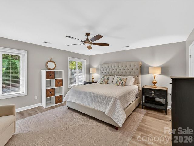 6712 Paces Ferry Lane, Charlotte, NC 28226