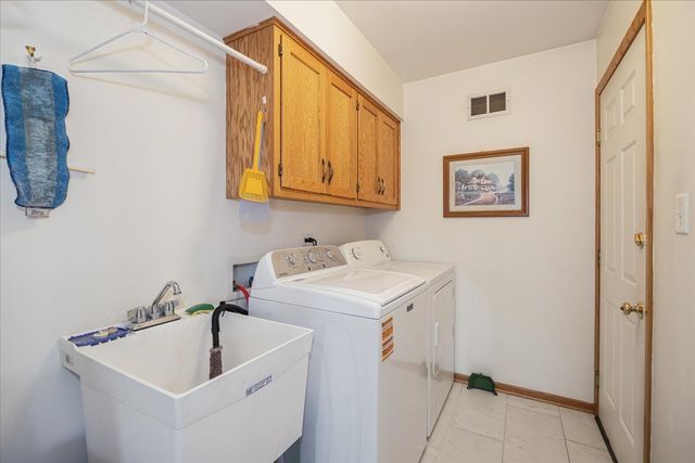 417 Somerset Lane, New Lenox, IL 60451